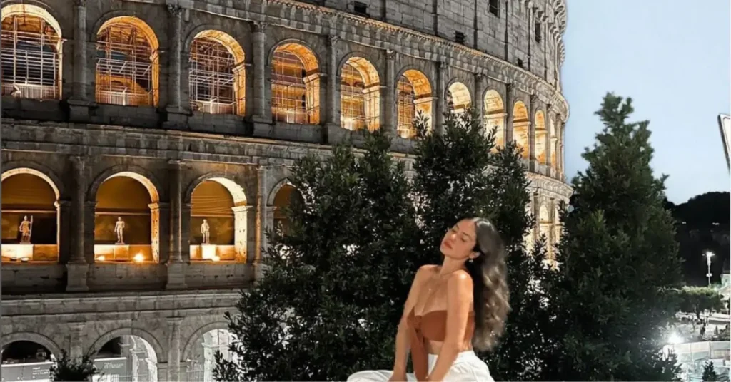 30 Gifts for Someone Going to Italy 2024: MAMMA MIA! 5 young woman sitting in front of the colosseum