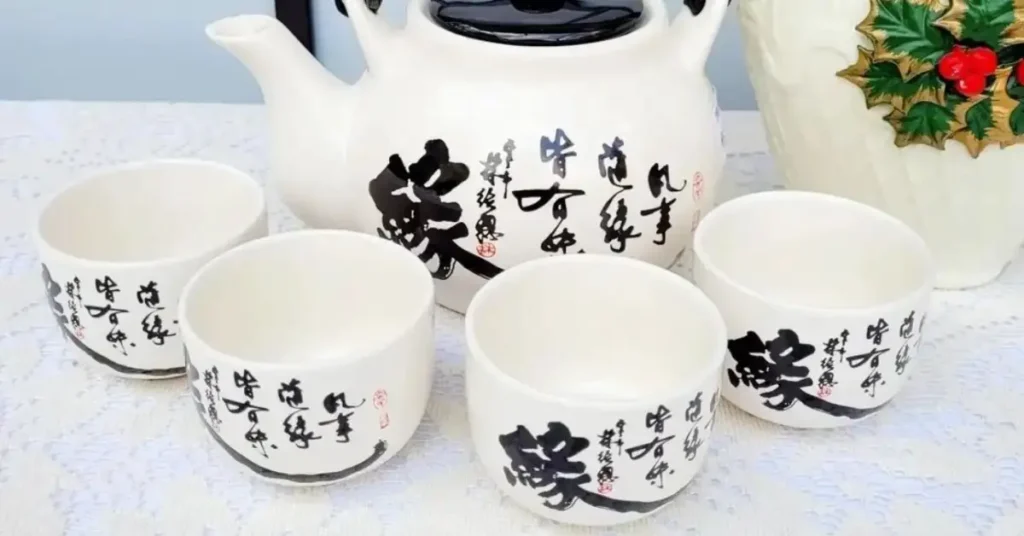 Gifts for Asian Moms 2024: Ideas Even Strict Parents Would Love 3 asian tea mugs